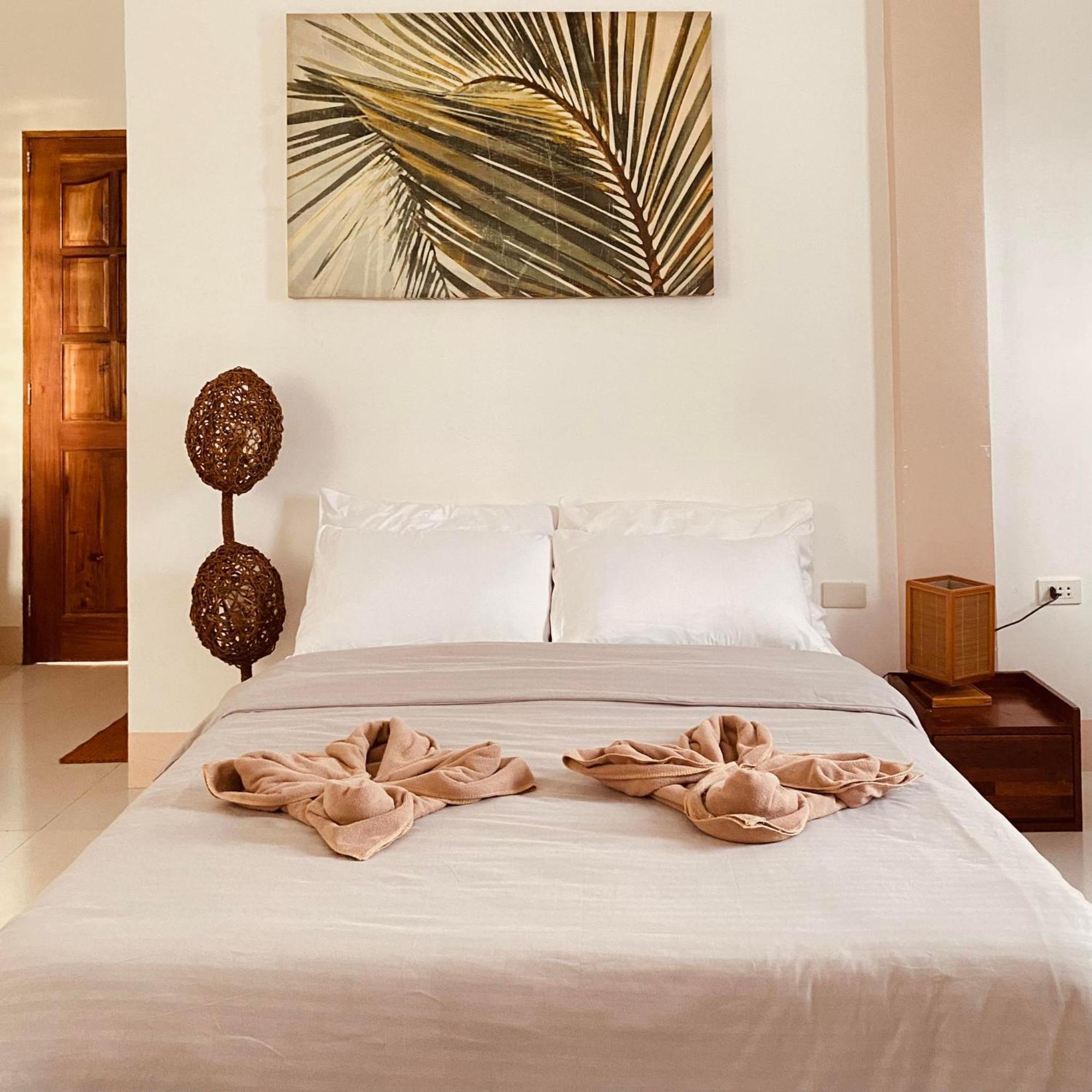 Abihon Hoferhaus Mactan Guesthouse Lapu-Lapu City Exterior foto
